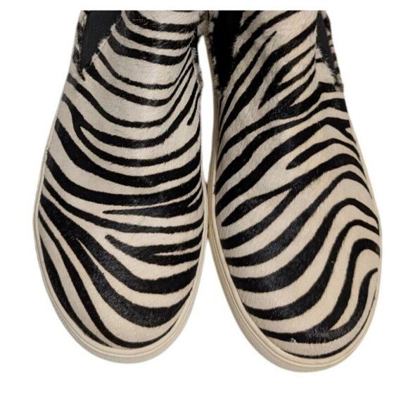 Coconuts Matisse Women's Harlan Zebra Slip-On Sneakers Size 10 Leather Calf Hair - Picture 7 of 9